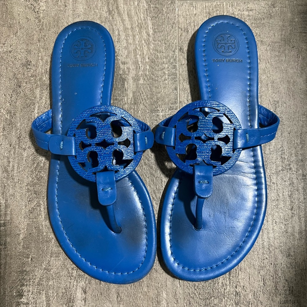 Royal blue Tory Burch, size 7 sandals